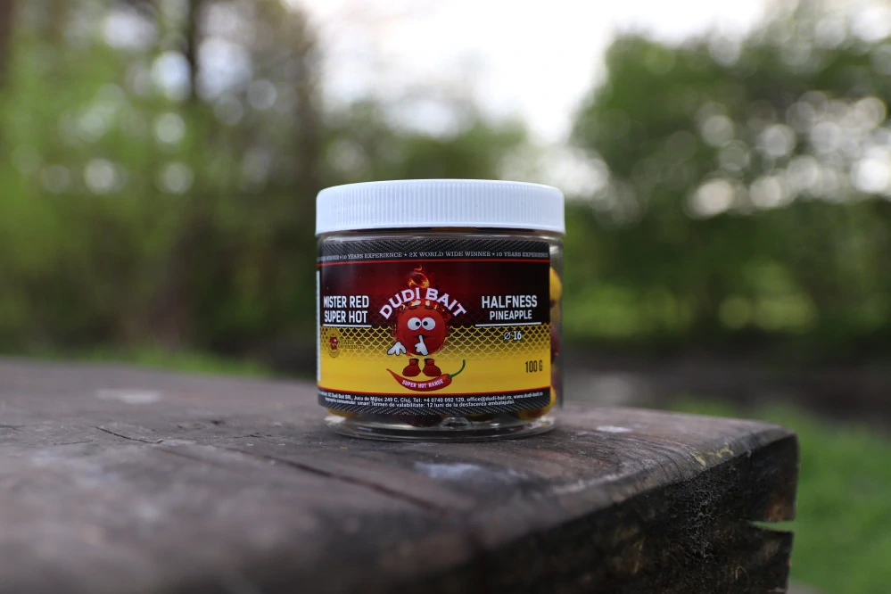 Halfness Dudi Bait Mister Red Super Hot Ananás 100g 