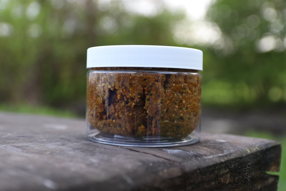 DUDI BAIT ROZPUSTNÁ pasta Tigernut - Amur 500g